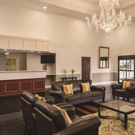 Radisson Hotel & Conference Center Rockford