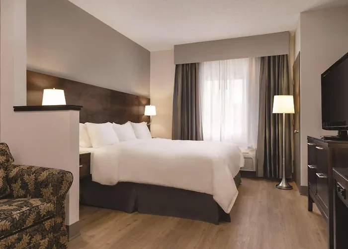 Radisson & Conference Center 4* Rockford