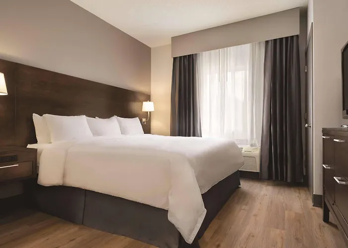 Radisson & Conference Center Hotel Rockford
